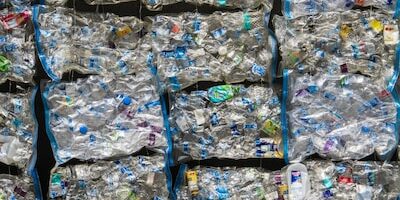 photo-1591193686104-fddba4d0e4d8